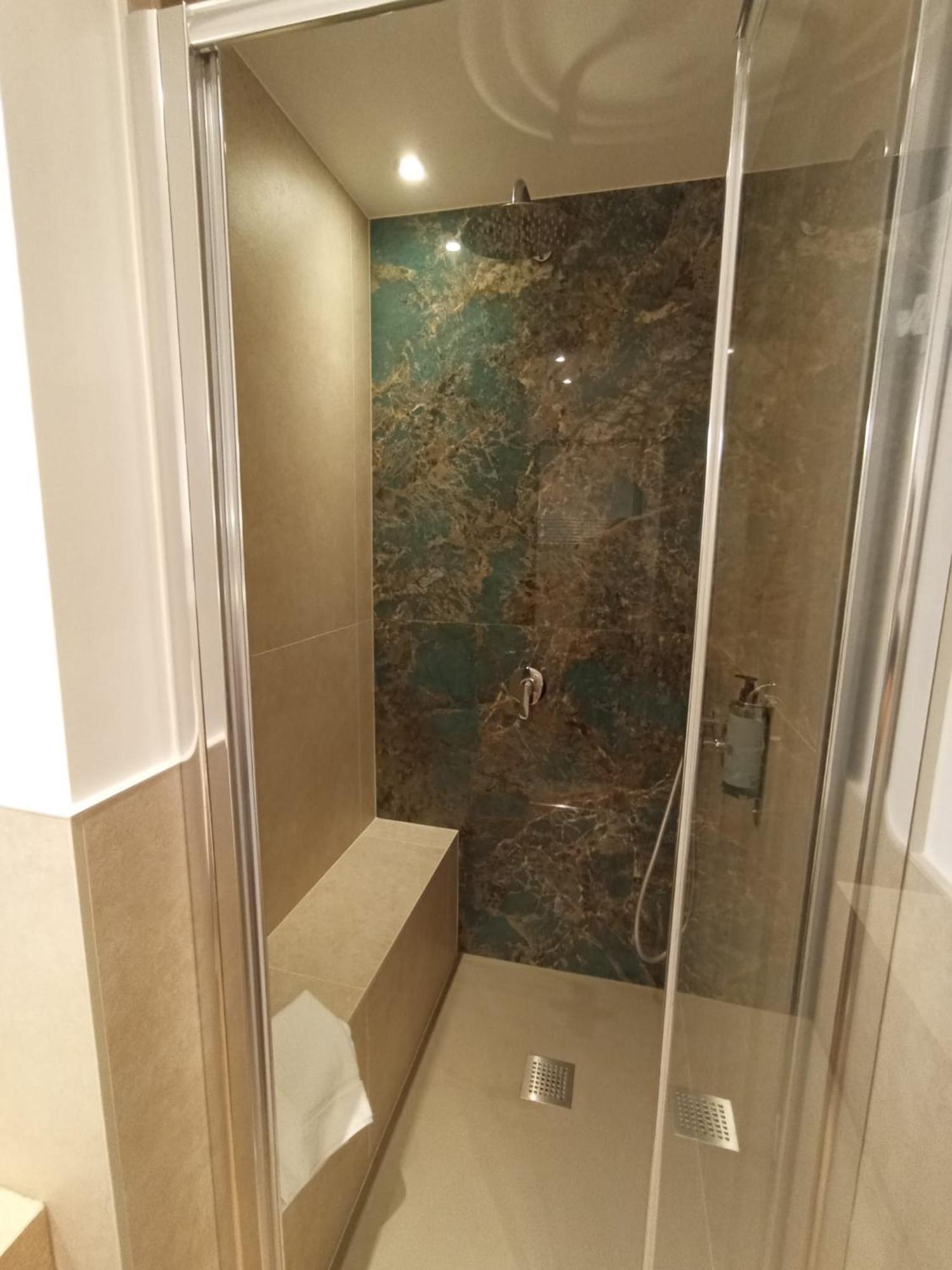 Trevi Monti House Hotel Рим Екстериор снимка