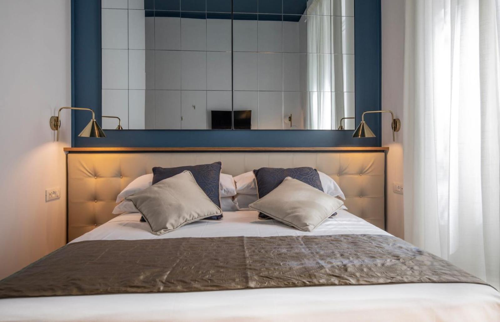 Trevi Monti House Hotel Рим Екстериор снимка