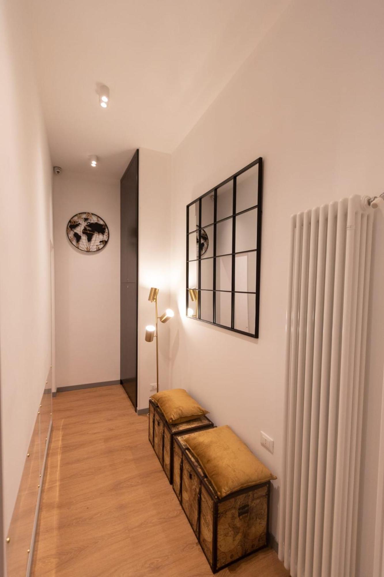 Trevi Monti House Hotel Рим Екстериор снимка